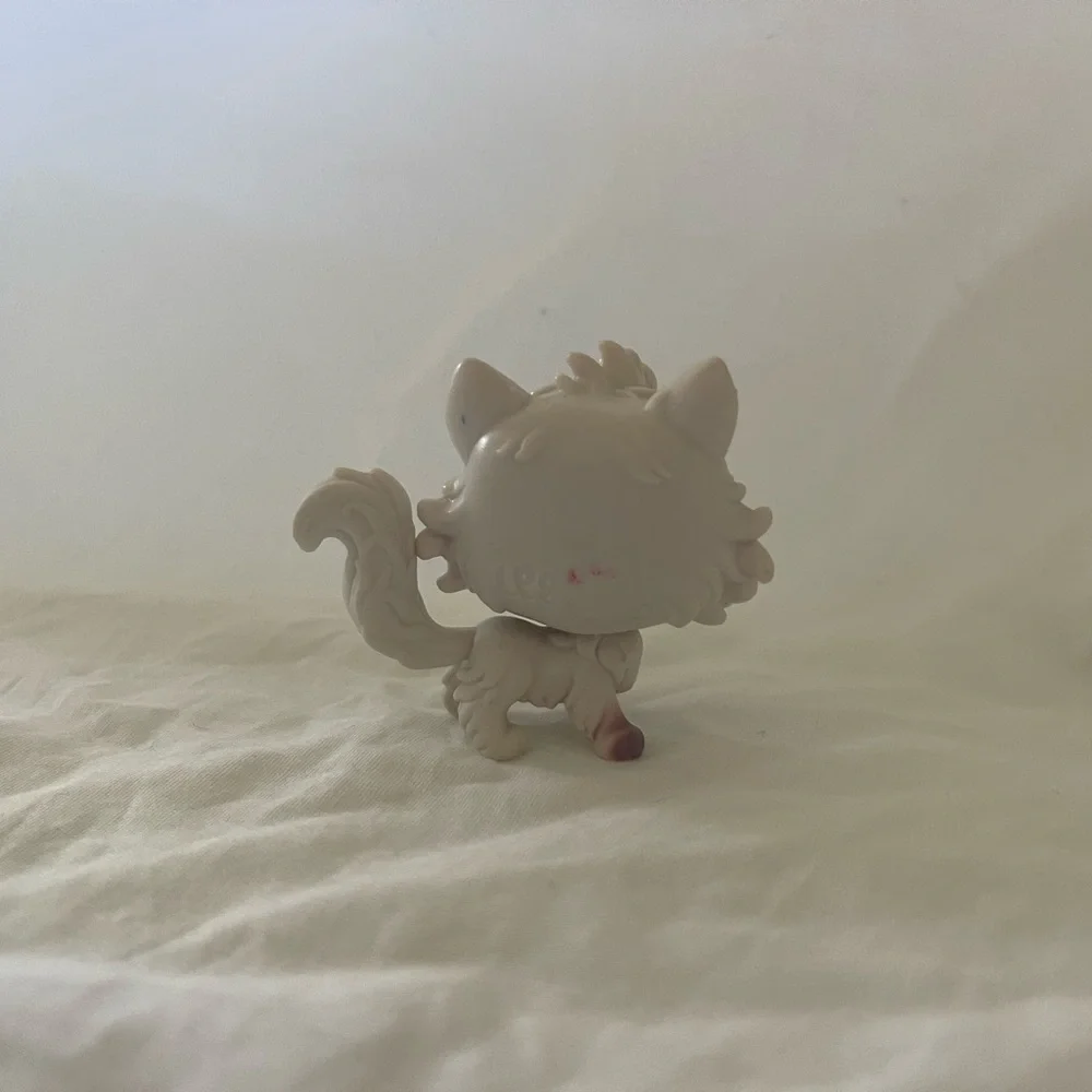 LPS Cleo Curlycat Longhair Cat Generation 6 #2-81 Littlest Pet Shop
